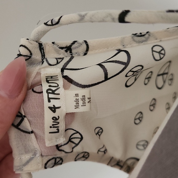 Peace Sign Racerback - Picture 4 of 5